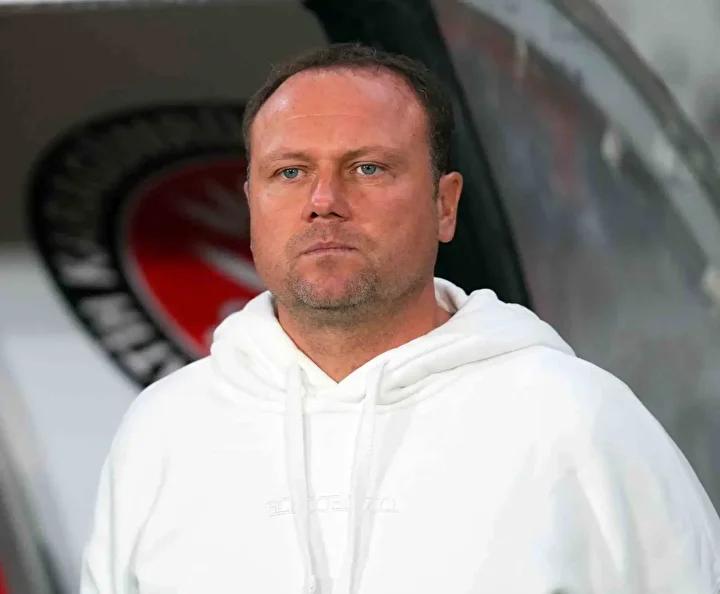 Fatih Karagümrük'te Teknik Direktör Değişikliği: Marcel Licka Takımdan Ayrıldı 3 Fatih Karagümrük'te Teknik Direktör Değişikliği: Marcel Licka Takımdan Ayrıldı