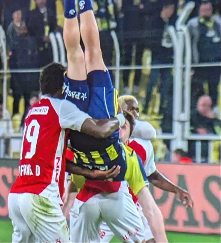 Fenerbahçe - Fatih Karagümrük Maçında Unutulmaz Fair-Play Anı