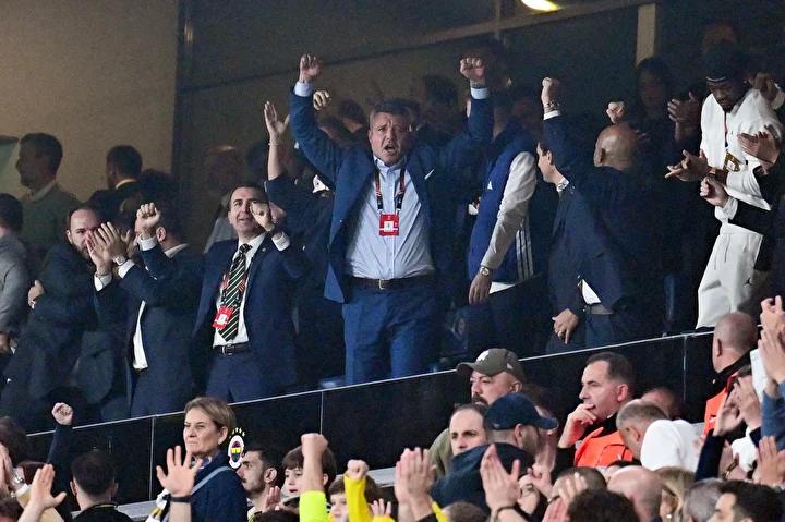 Fenerbahçe-Galibiyet Keyfi ve Sadettin Saran'ın Tribünlerindeki Sevinci