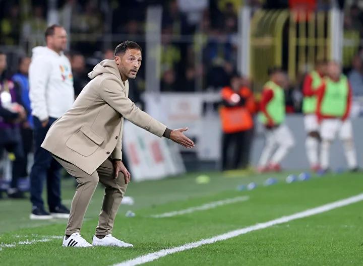 Fenerbahçe-Galibiyet Sonrası Yanıtlar ve Tedesco'nun Geleceği Üzerine Yorumlar