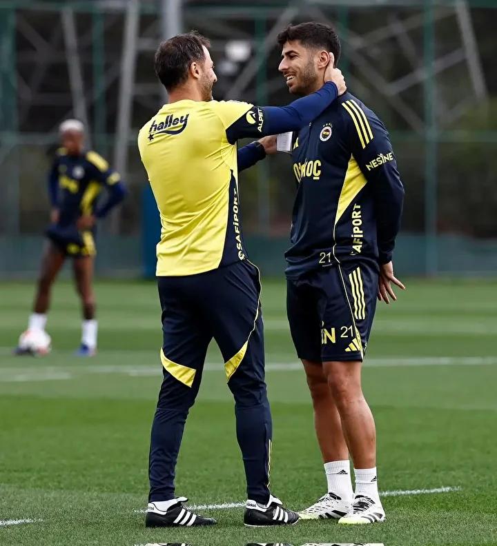 Fenerbahçe, Milli Arada Takımını Güçlendirmeye Çalışıyor