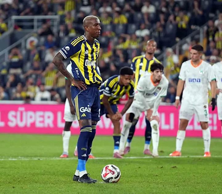 Fenerbahçe, Milli Arada Takımını Güçlendirmeye Çalışıyor