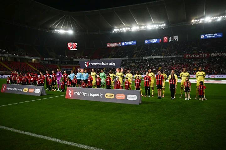 Iste Tedesconun One Cikan Mesajlari