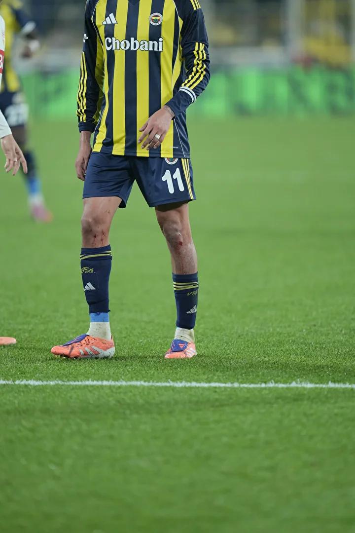 Fenerbahçe-Stuttgart Maçında Edson Alvarez'e Sert Müdahale Sonrası Büyüleyen Gelişmeler