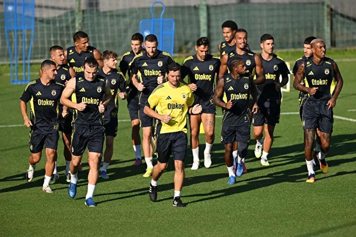 Fenerbahçe'de Eleştirilen Oyuncular ve Müdahale Planları