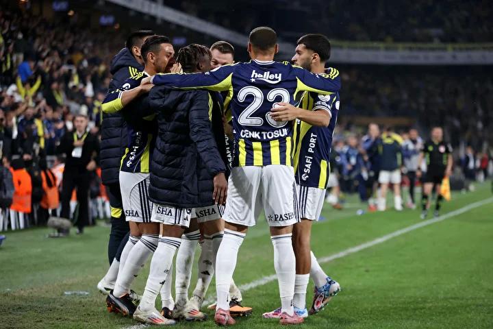 Fenerbahçe'de Szymanski Transferinde Benzersiz Gelişmeler