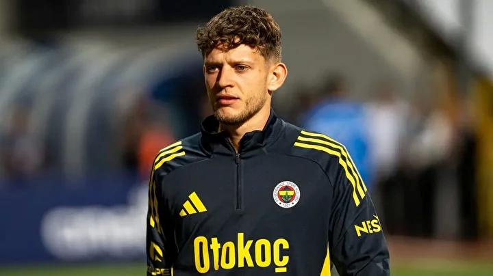 Fenerbahçe'de Szymanski'nin Performansı ve Taraftar Tepkisi