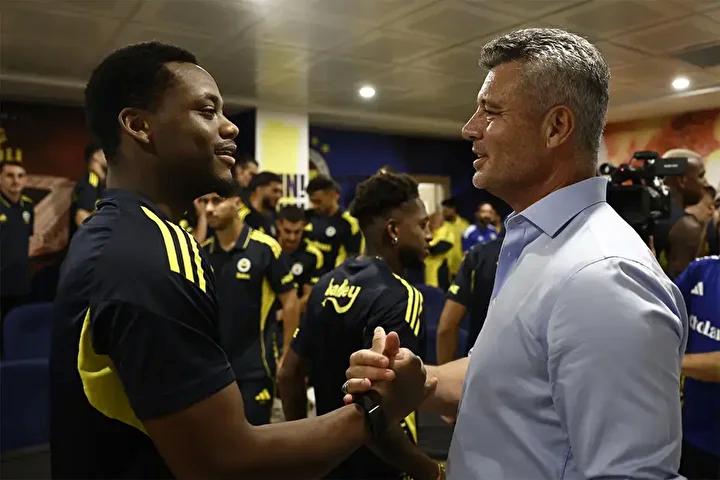 Fenerbahçe'nin Golcüsü Duran, Zorlu Sıkıntıların Ardından Sahalara Dönmeye Hazırlanıyor