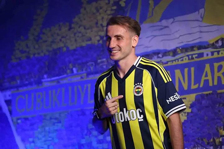 Fenerbahçe'nin Kerem Aktürkoğlu Transfer ve Maaş Detayları Tartışma Yarattı