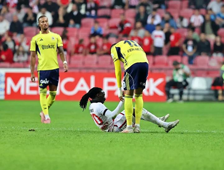 Futbolcuların Performansı ve Eleştiriler