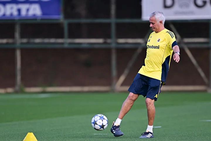 Fenerbahçe'nin Sezon Öncesi Kampındaki Gerçekler ve Mourinho'nun Geleceği