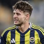Fenerbahce8217nin Yildiz Futbolcusundan Olasi Lyon Transferi