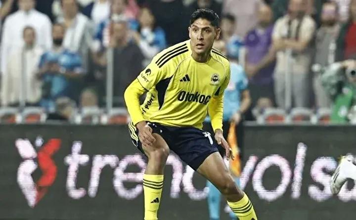 Fenerbahçe'nin Yüksek Maliyetli Transferleri Beklentileri Karşılamadı