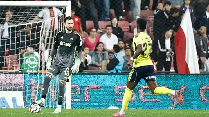 Fenerbahçe'nin Yüksek Maliyetli Transferleri Beklentileri Karşılamadı