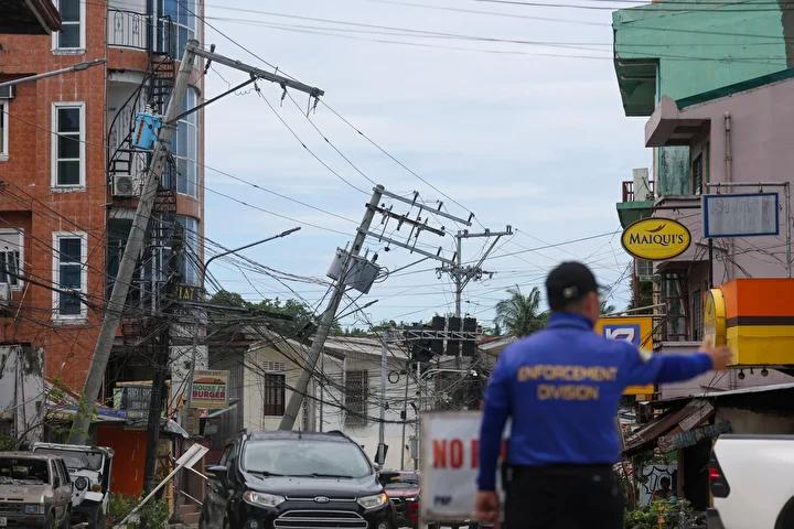 Filipinler'de Deprem ve Taal Yanardağı Patlaması: Son Durumlar