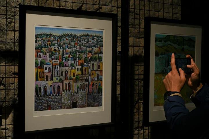 Filistin Sanatçıların Direniş Temalı Sergisi İzmir’de Sanatseverlerle Buluşuyor 3 Filistin Sanatçıların Direniş Temalı Sergisi İzmir’de Sanatseverlerle Buluşuyor