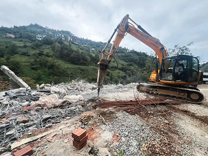 Fırtına Vadisi’nde Kayıp Doğal Doku Temizleniyor