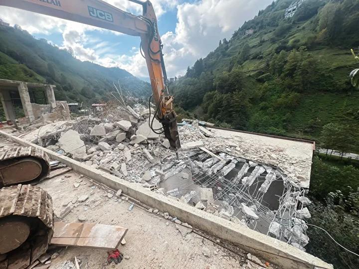 Fırtına Vadisi’nde Kayıp Doğal Doku Temizleniyor