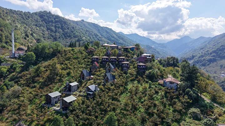 Gafulluk Tatil Köyü: Modern Döner Evler ve Doğa ile Bütünleşen Eko-Turizm Deneyimi