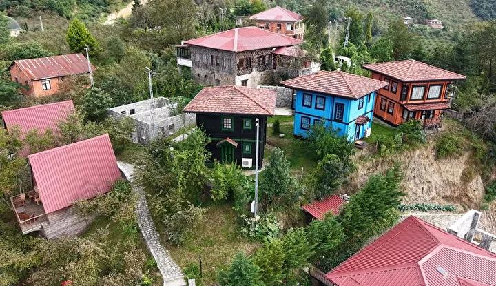 Gafulluk Tatil Köyü: Modern Döner Evler ve Doğa ile Bütünleşen Eko-Turizm Deneyimi