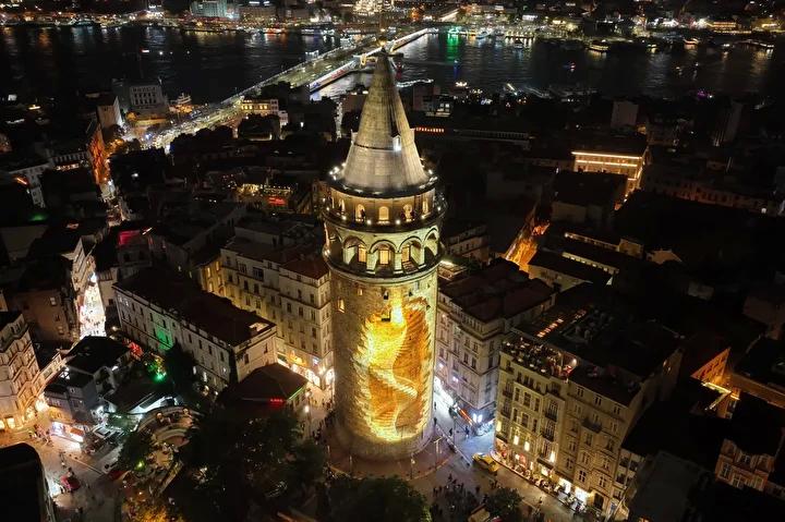 Galata Kulesi’nde Dijital Sanat ve Teknoloji Buluşması: Innovation Week Etkinliği