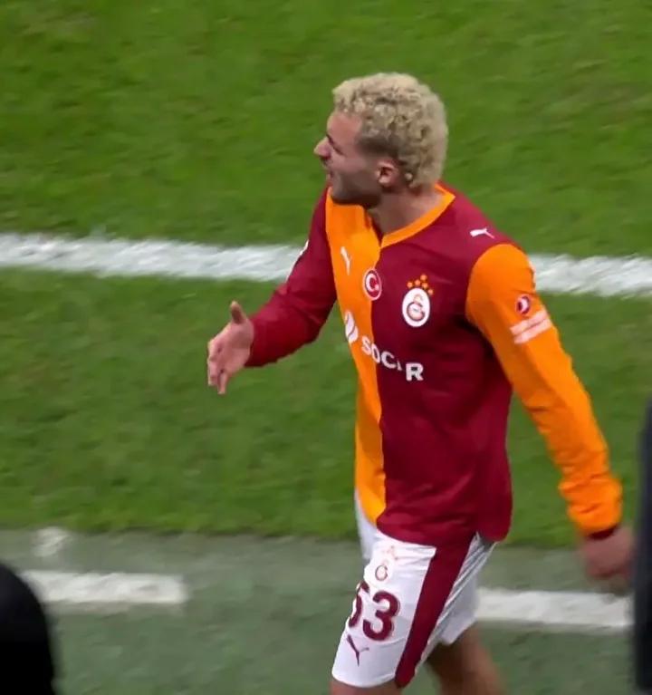 Galatasaray Taraftarlarından Barış Alper Yılmaz'a Destek Çığlığı 1 Maç Sonrası Taraftar Tepkisi ve Moralleşme Çabaları