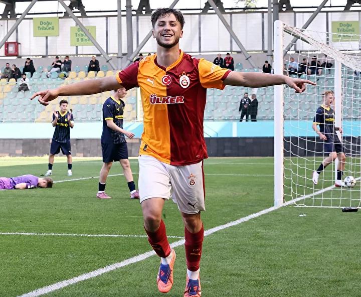 Galatasaray U19 Takımı, Bodo/Glimt U19 Maçında Heyecan Dolu Anlar Yaşadı