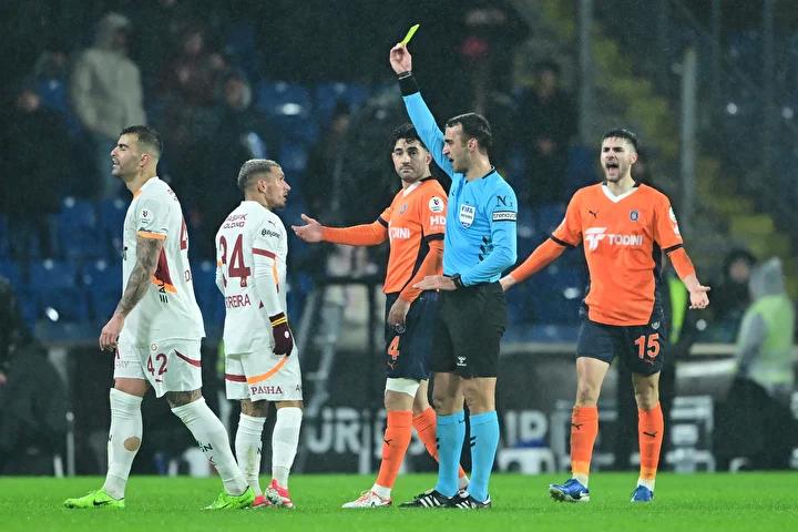 Galatasaray ve Başakşehir Yeni Derbi Mücadelesine Hazırlanıyor