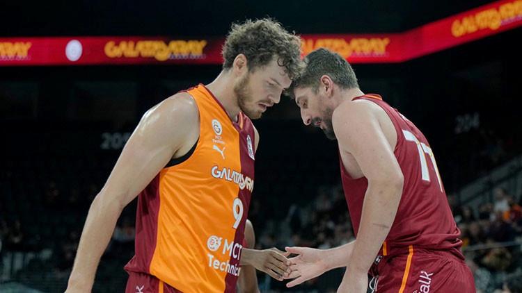 Galatasaray'a Seyirci Hareketleri Nedeniyle 90 Bin Liralık Para Cezası Kesildi