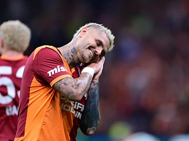 Galatasaray'da Icardi Krizi ve Yönetimin Fazla Kilolara Dair Endişeleri