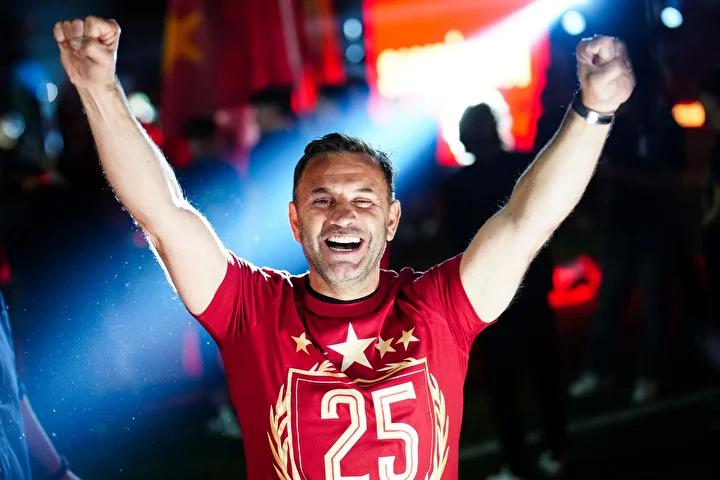 Galatasaray'da Okan Buruk’un Sözleşme Detayları Gün yüzüne Çıktı