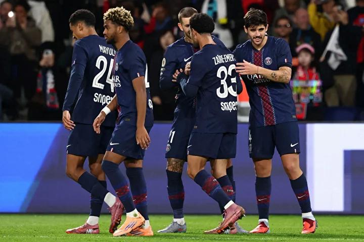 Galatasaray'ın Savunma Takviyesi İçin Gilberto Silva ile Görüşmeler Devam Ediyor