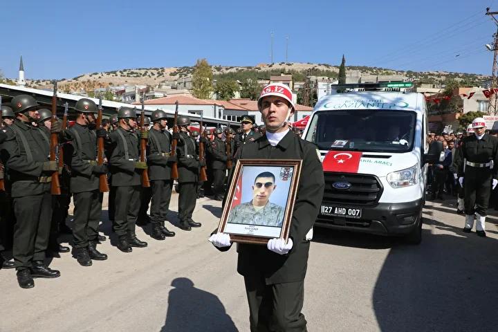 Gaziantep’te Şehit Yakını Son Yolculuğuna Uğurlandı
