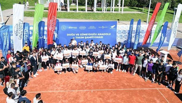 Gaziantep'te Tennis Şampiyonası ile Gelecek Nesillere İlham Kaynağı Oluyor