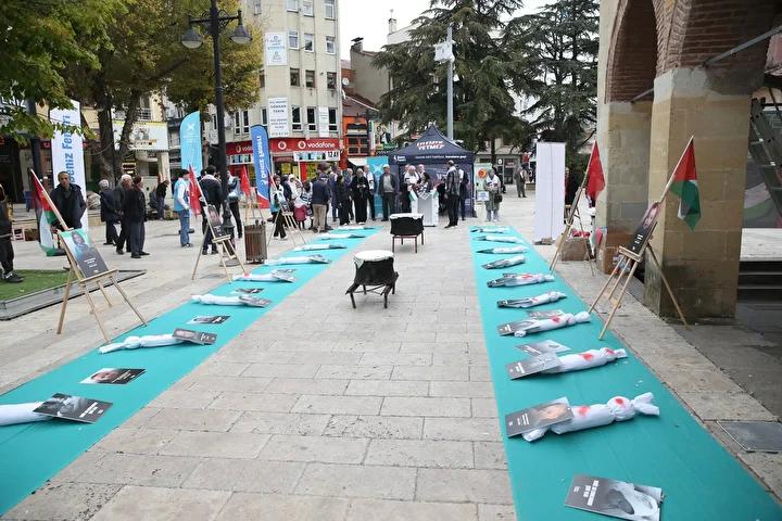 Gazze İçin Dualar ve Anlamlı Sergi ile Dayanışma Etkinliği