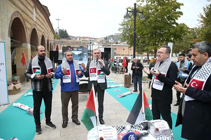 Gazze İçin Dualar ve Anlamlı Sergi ile Dayanışma Etkinliği