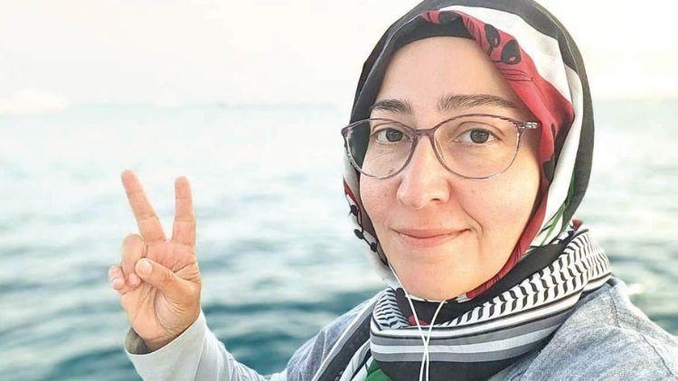 İsrail Donanma Gemisini Görüyorum