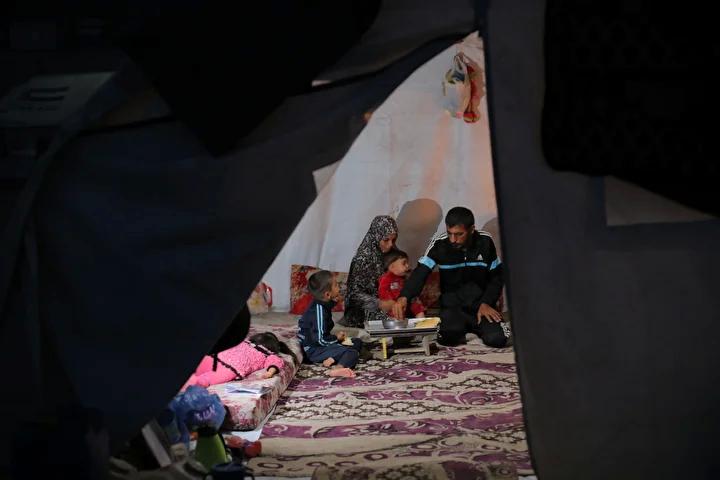 Gazze'de Bir Ailenin Zor Günleri: Nuseyrat Mülteci Kampı'nda Hayat Mücadelesi