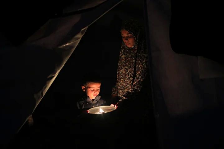 Gazze'de Bir Ailenin Zor Günleri: Nuseyrat Mülteci Kampı'nda Hayat Mücadelesi