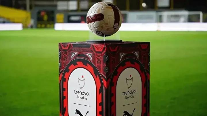 Genç Futbol Yetenekleri Listesinde Türkiye'den İki İsim Öne Çıktı