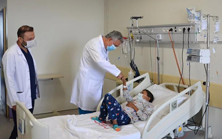 Babanın ve Genç Hastanın Duygusal Anları