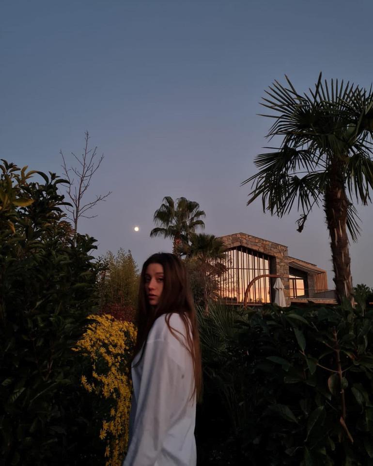 Gizem Karaca'nın İzmir’deki Lüks Villası ve Güncel Hayatı