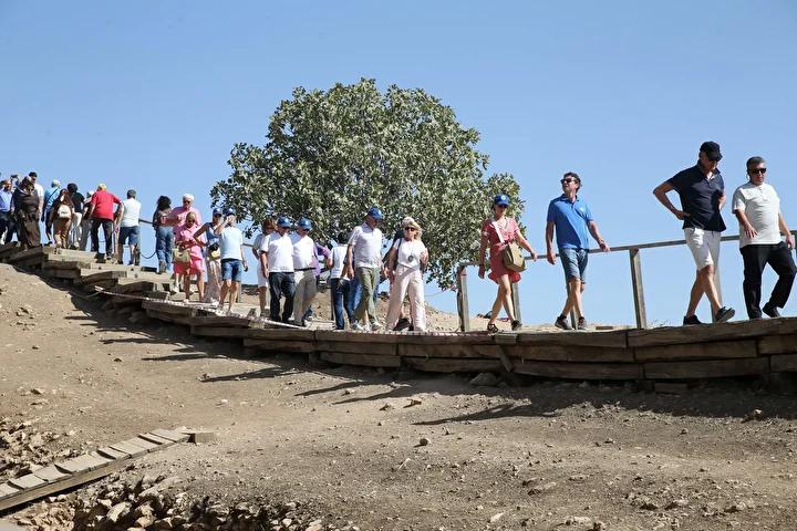 Göbeklitepe: Dünya Mirasında Eşsiz Bir Tarih Harikası 5 Göbeklitepe: Dünya Mirasında Eşsiz Bir Tarih Harikası