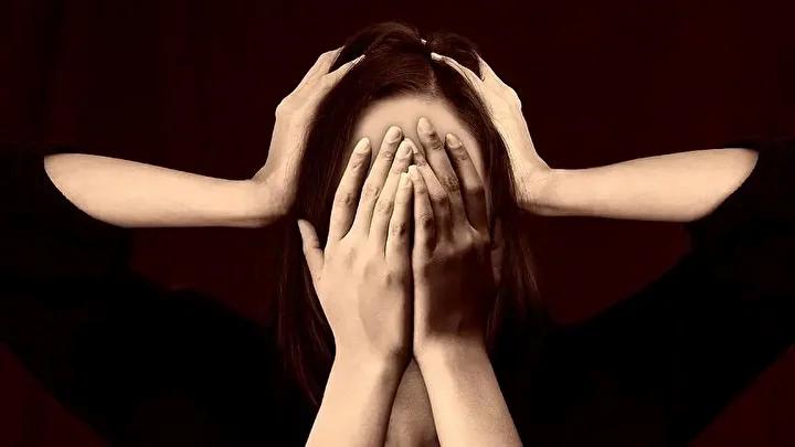 Günümüz Psikolojisinde Anksiyetenin Yükselişi ve Çözüm Yolları