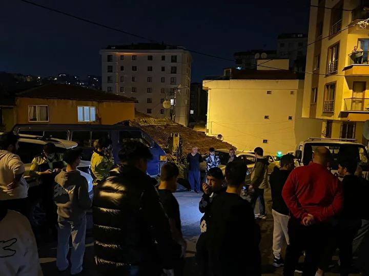 Güzeltepe Mahallesi'nde Çok Sayıda Araç Hasarına Neden Olan Trafik Kazası 3 Güzeltepe Mahallesi'nde Çok Sayıda Araç Hasarına Neden Olan Trafik Kazası