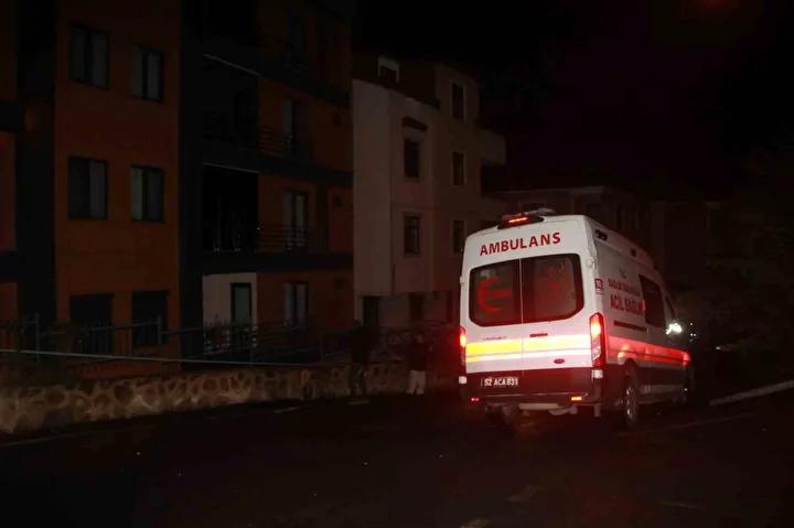 Güzelyalı Mahallesi'nde Bina Güvenlik Hasarları ve Tahliye Çalışmaları