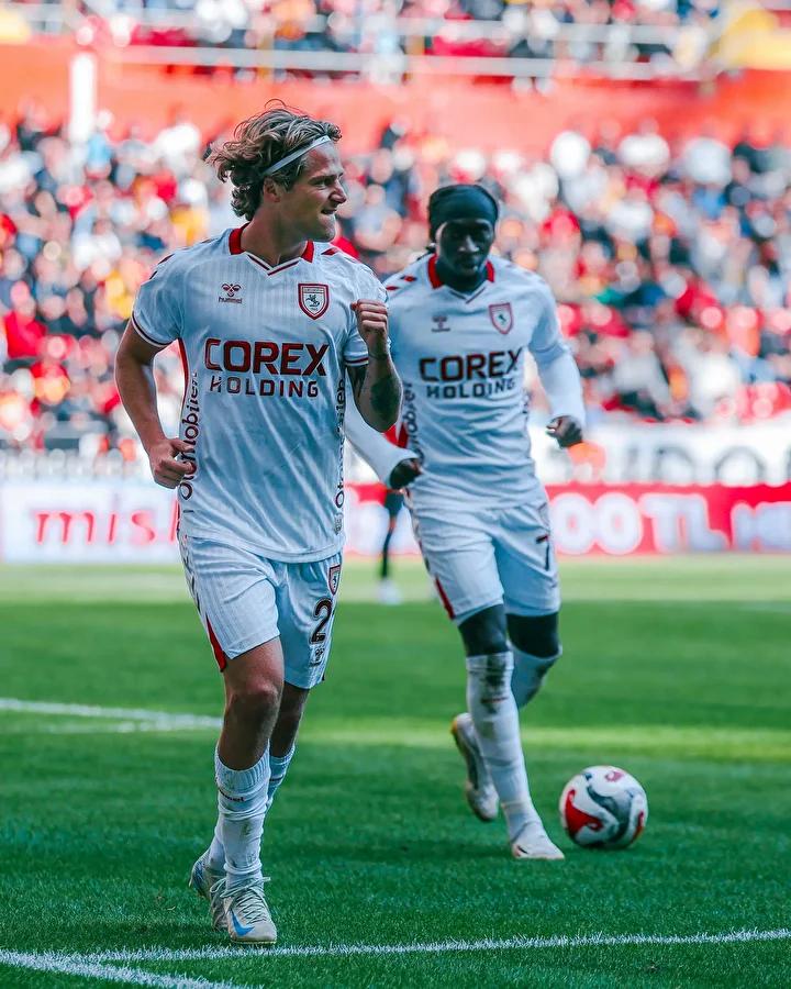 Haftanın En İyi Futbolcuları ve Sahaya Dizilişi