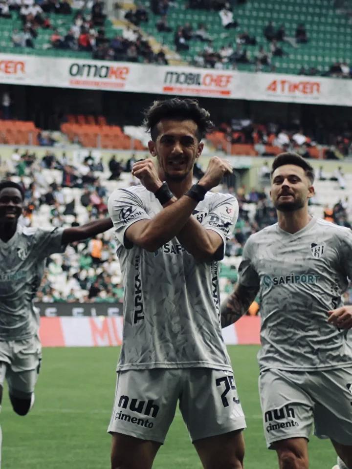 Haftanın En İyi Futbolcuları ve Sahaya Dizilişi