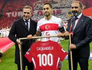 Hakan Çalhanoğlu’na Onurlandırma ve Maç Öncesi Gözde Anlar