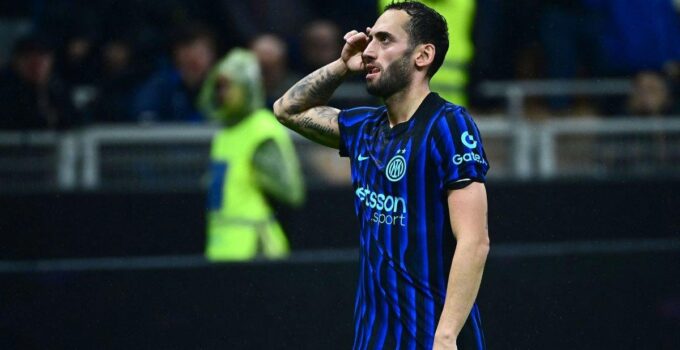 Hakan Çalhanoğlu’nun Inter’de Kalma Kararı ve Fırtına Yaratan Performansı